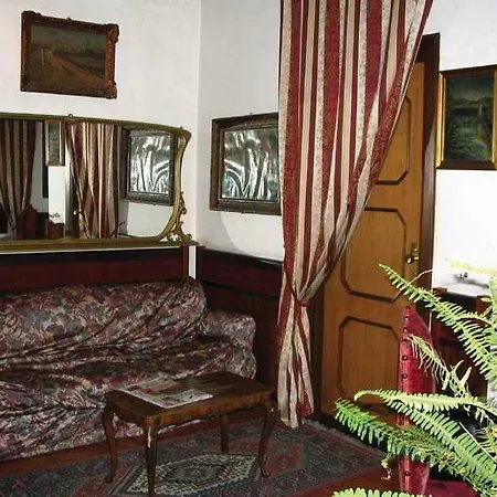Porpora 2* Róma